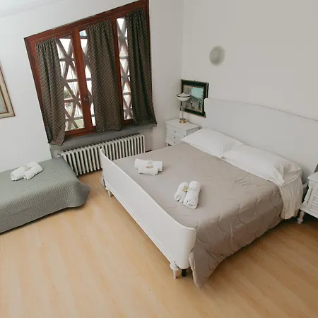Enzo'S House Hotel Lucca Exterior photo