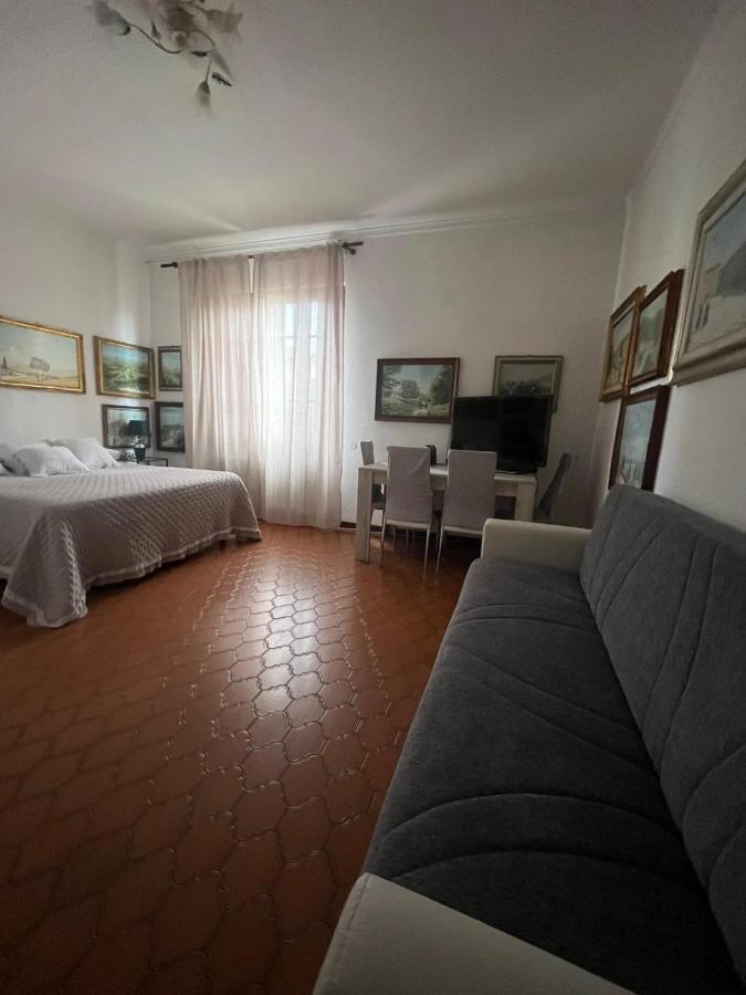 Enzo's House * Lucca