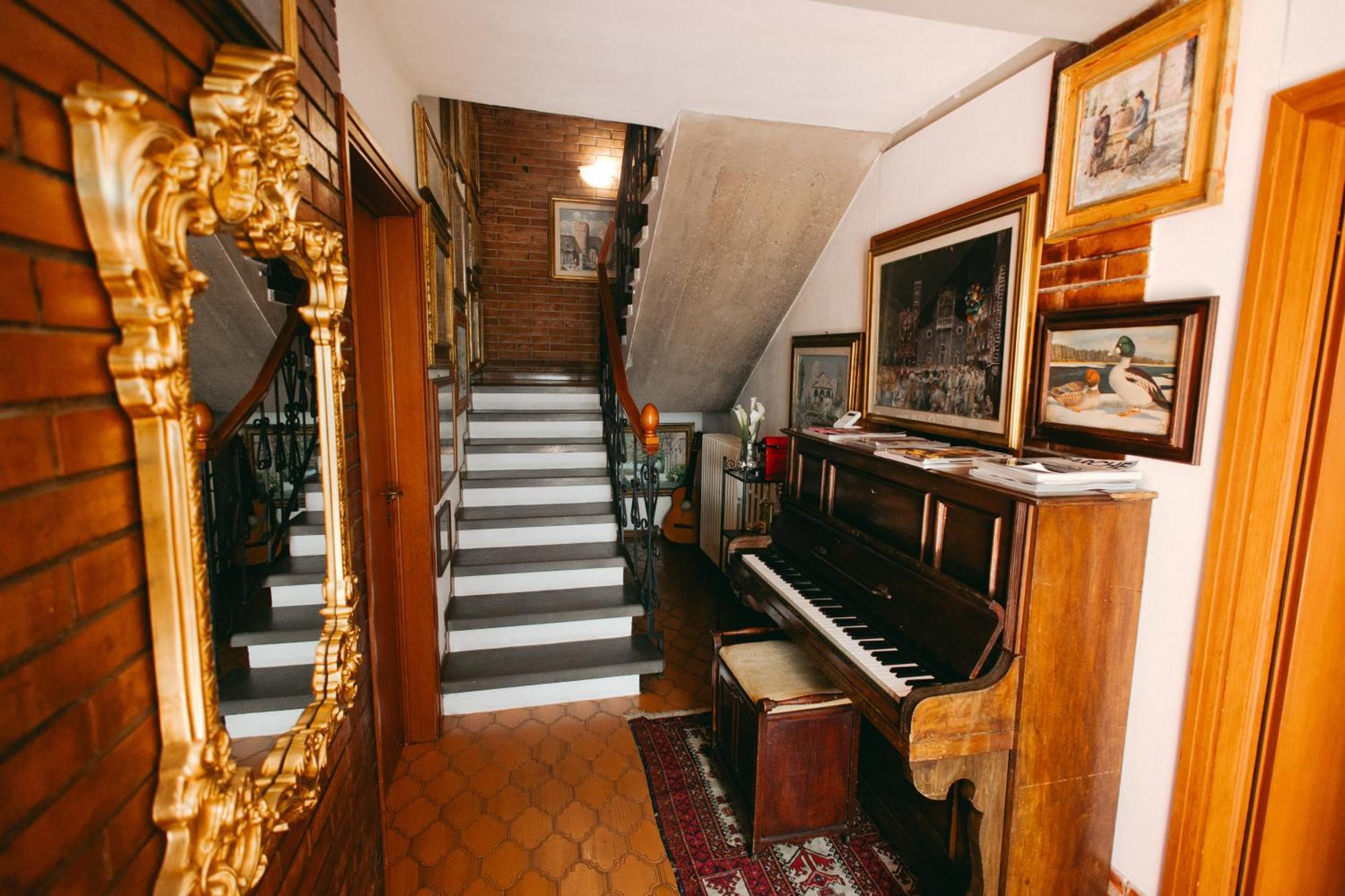 Gasthuis Enzo's House *